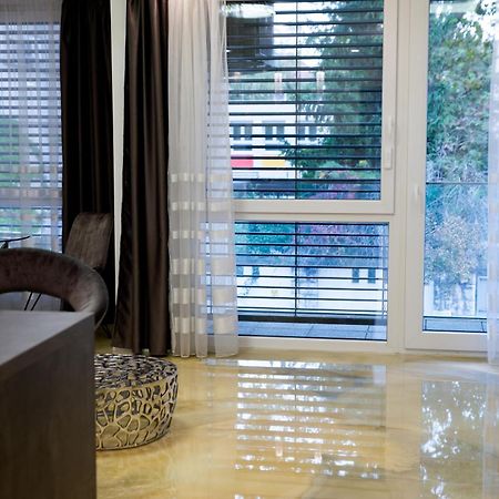 Dream Apartman 3 With Free Parking غيور المظهر الخارجي الصورة
